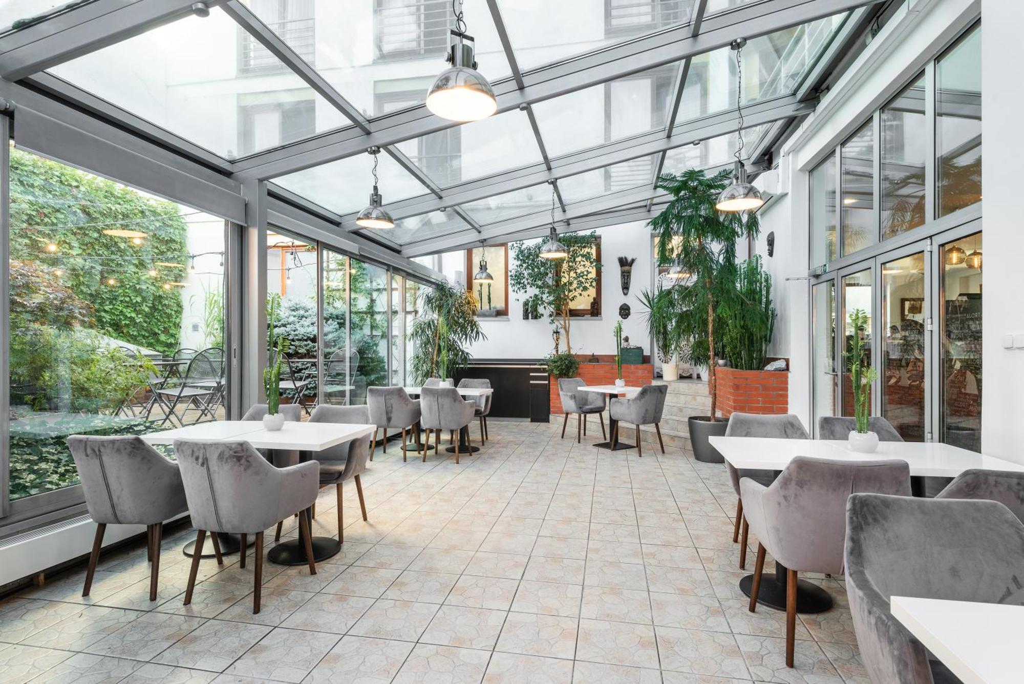 Hotel Troja Prague Luaran gambar