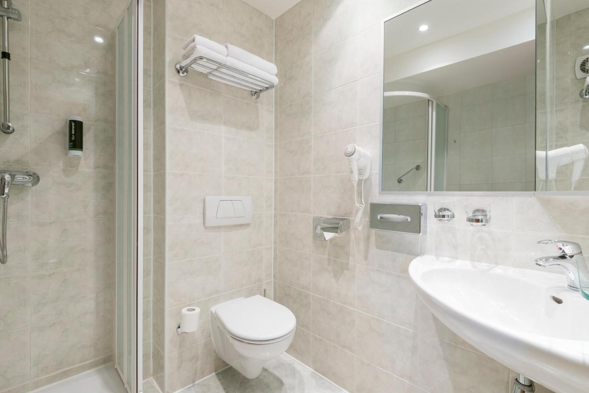 Hotel Troja Prague Luaran gambar