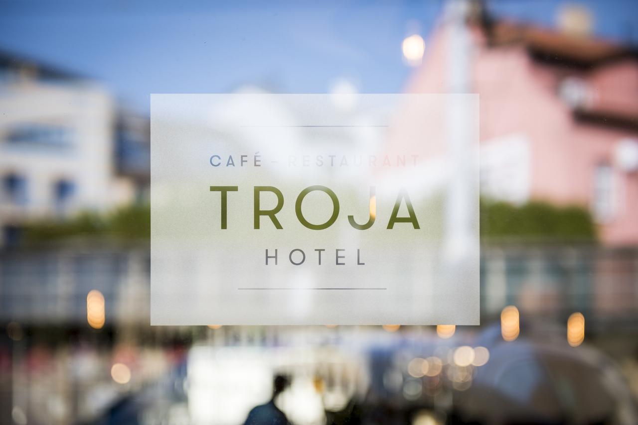 Hotel Troja Prague Luaran gambar